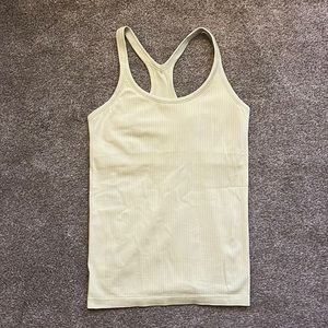 EBB TANK LULULEMON IN PASTEL GREEN